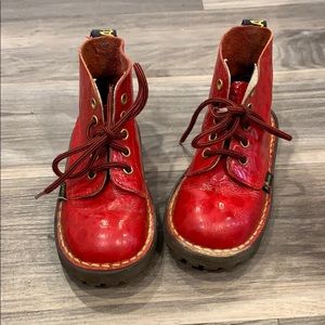 Authentic kids docs.